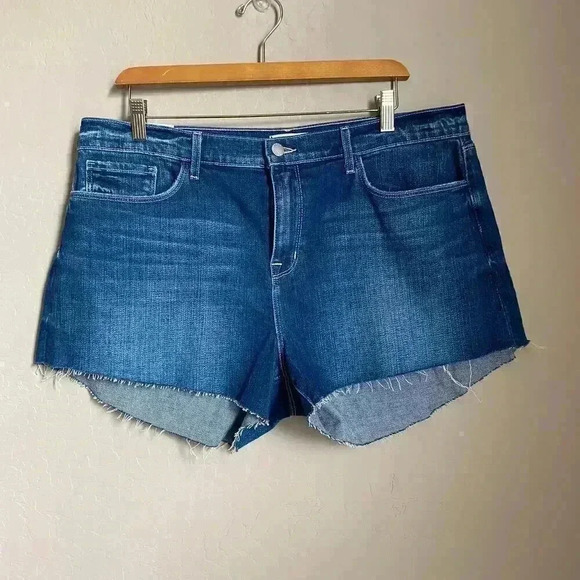 L'AGENCE Audrey Cutoff Denim Shorts DAYTONA Size 32 - Picture 1 of 10